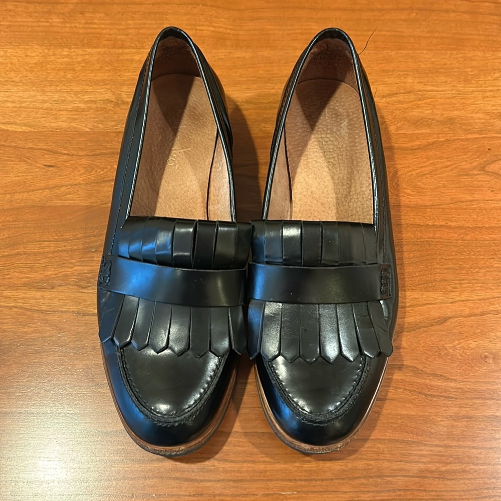 Loafers with Kilties - Black